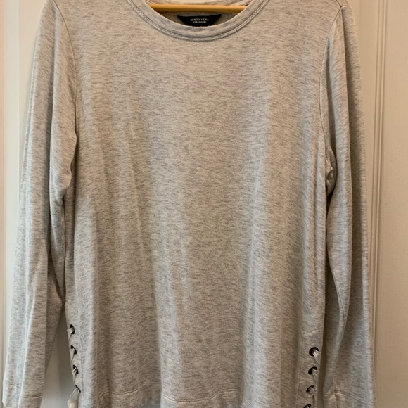 Simply Vera Vera Wang top - Picture 2 of 6